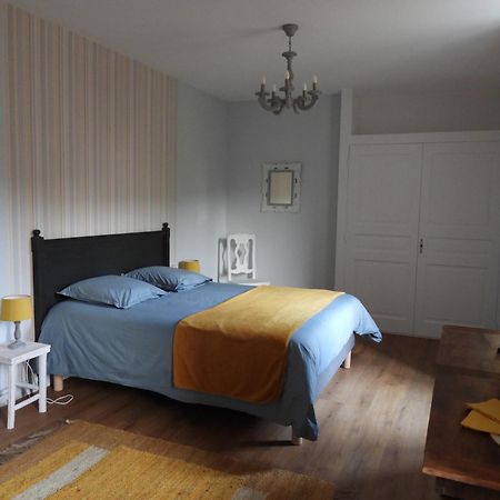 Le Figarelou Bed and Breakfast Thiézac Eksteriør billede